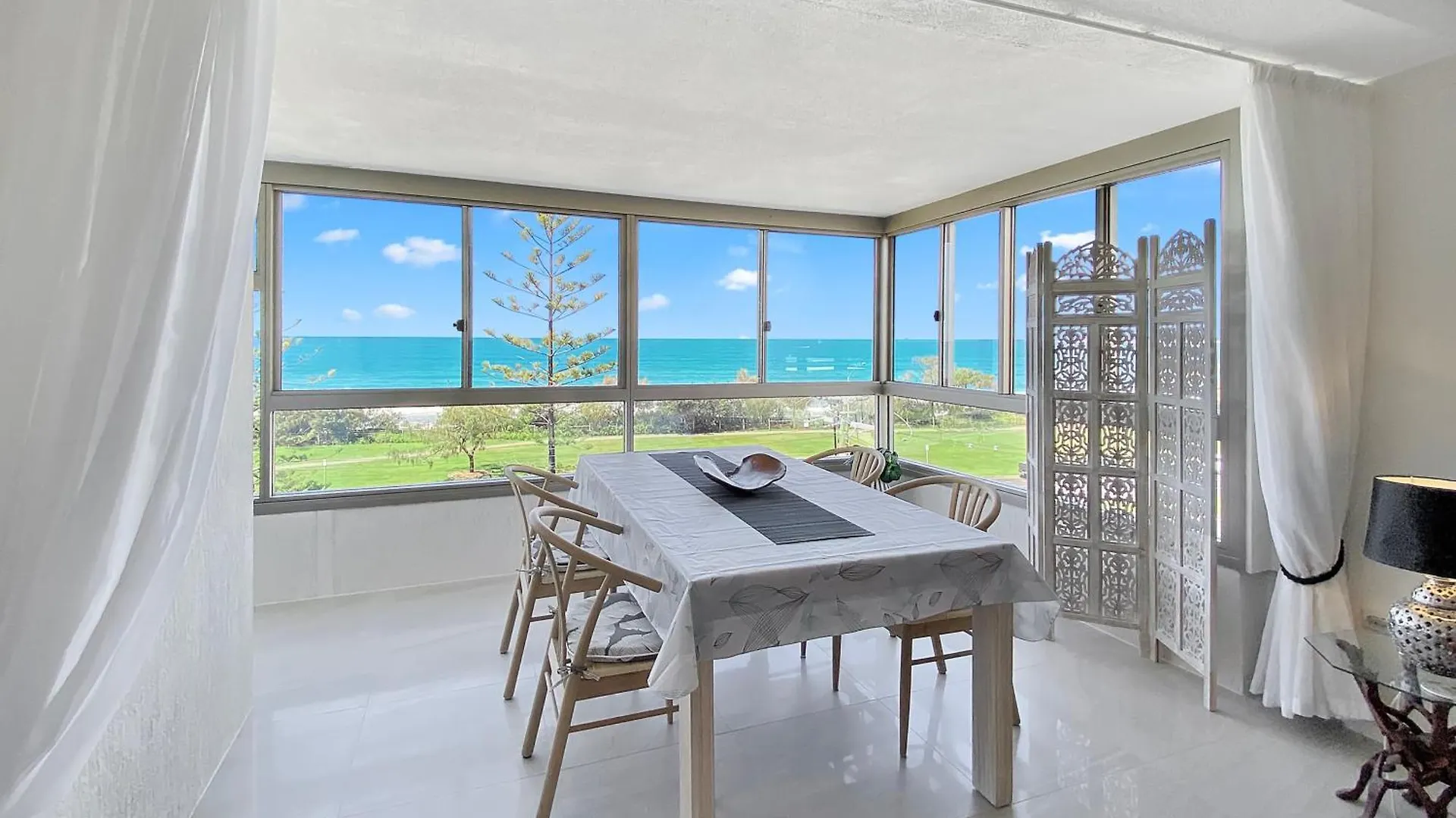 Oceanview Apartment Alexandra Headland 0*,  Australia